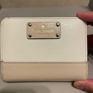Kate Spade women’s wallet